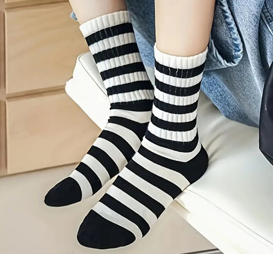 Sweat Absorbent Mid-Calf Socks