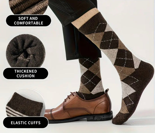 Brown shadeed striped crew socks