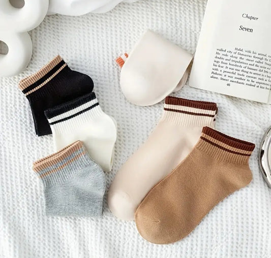 Striped cool ankle socks